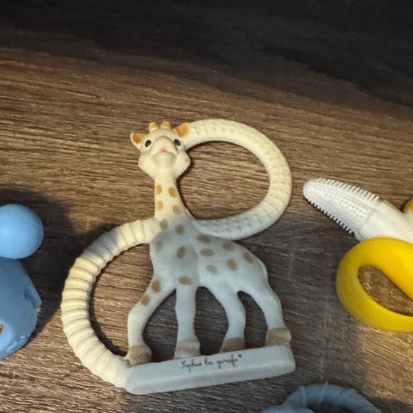 Teething Toy Set - Picture 3 of 5